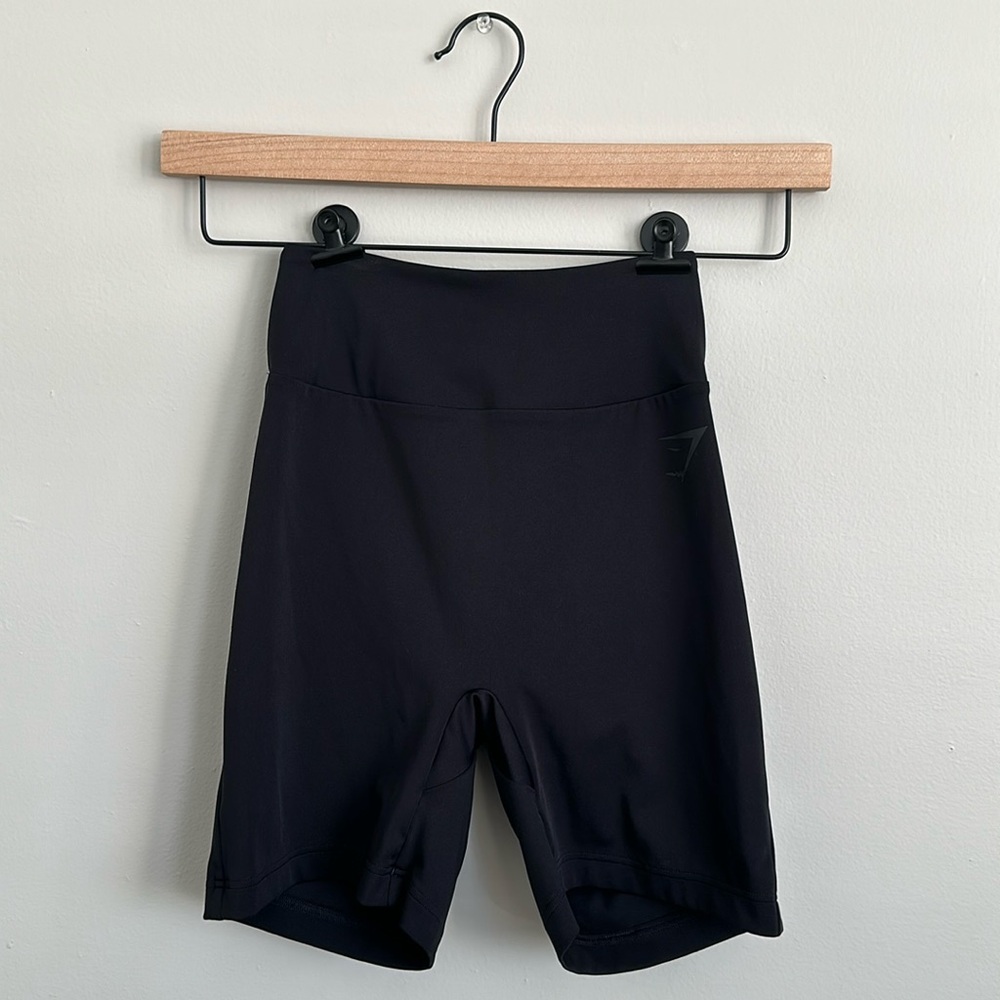 Black gymshark shorts
